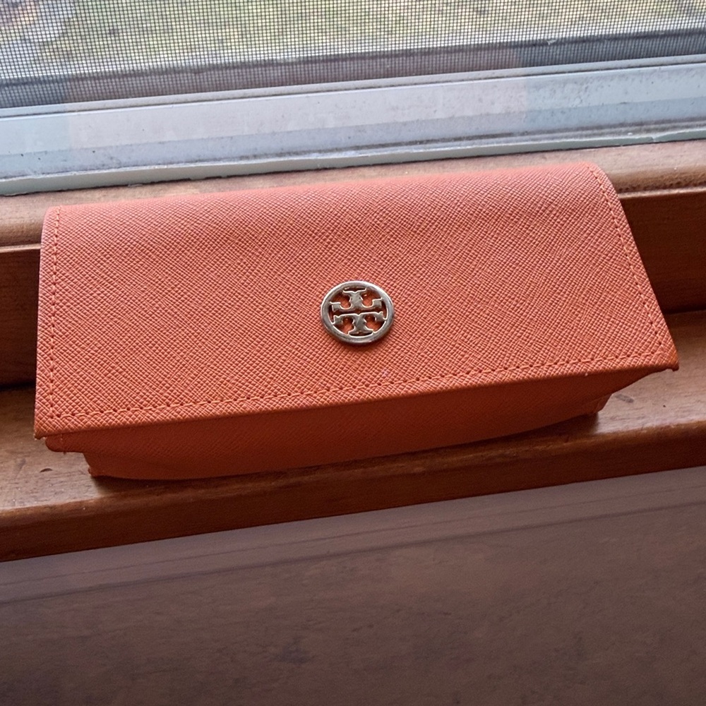 Tory Burch eye glass case